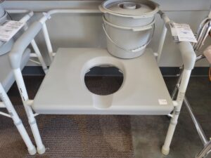 Bariatric Bedside Commode